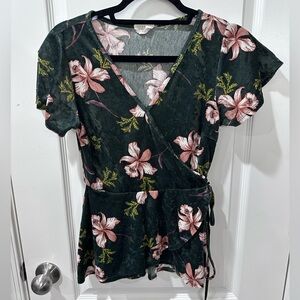 Sienna Sky Green + Pink Floral Wrap Top - Size Small